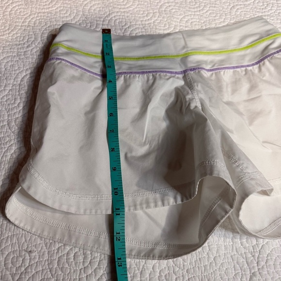 Lululemon Athletica White Athletic Shorts Lightweight Performance - Picture 9 of 11